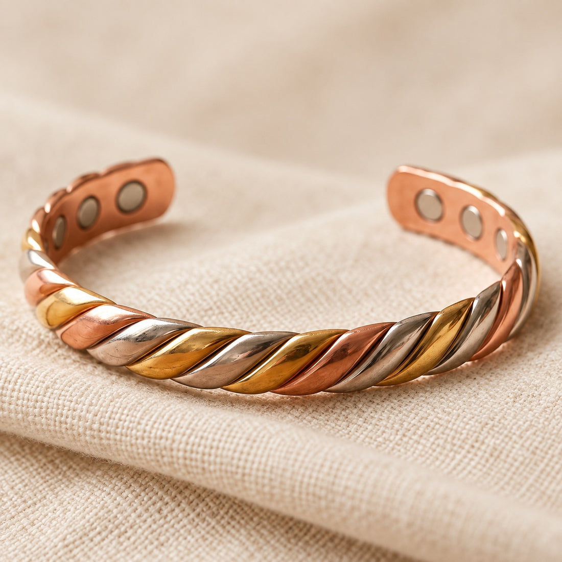 Bog Three-Tone Twist Cuff