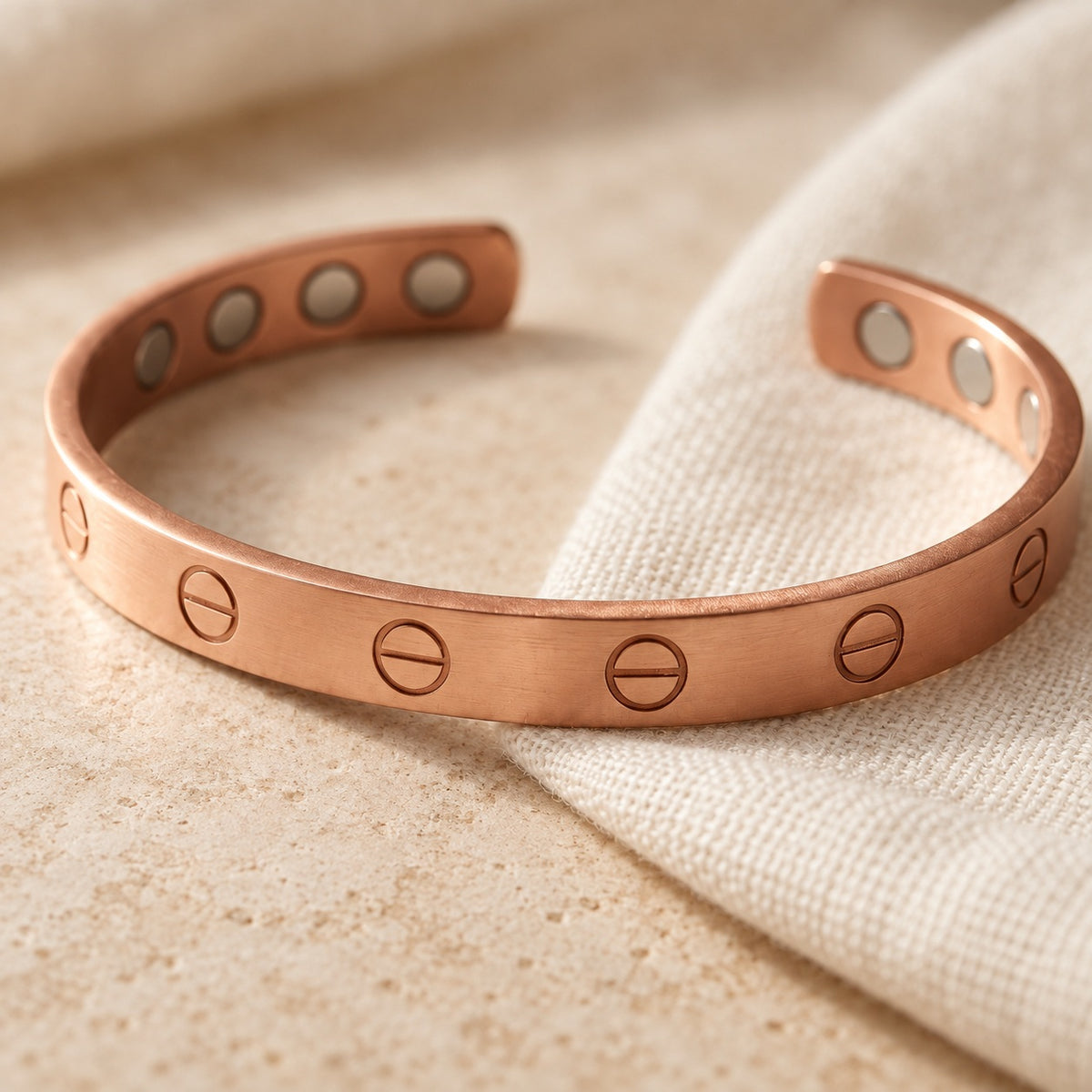 Copper&Ease — Bolt Screw-Motif Copper Cuff — surface detail