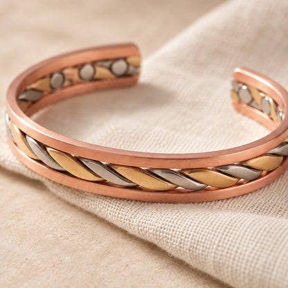 Copper&Ease — Bud Three-Tone Braid Cuff — surface detail