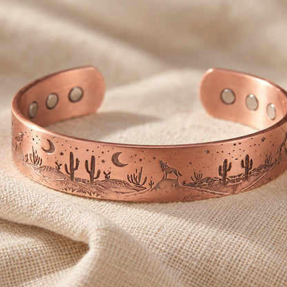 Copper&Ease — Cove Desert Copper Cuff — surface detail