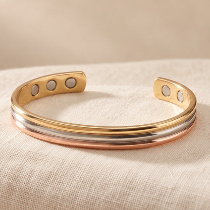 Copper&Ease — Fell Three-Tone Band Cuff — surface detail