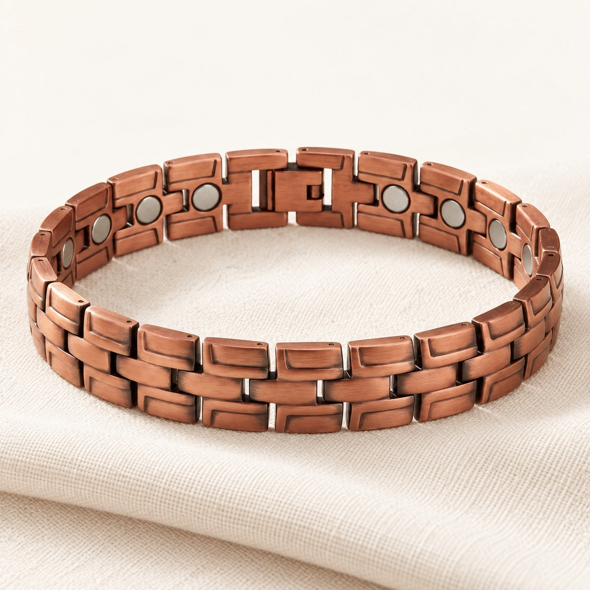 Copper&Ease — Gorse Brick-Link Copper Bracelet — surface detail
