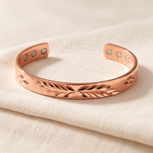 Copper&Ease — Lunar Leaf Copper Cuff — surface detail