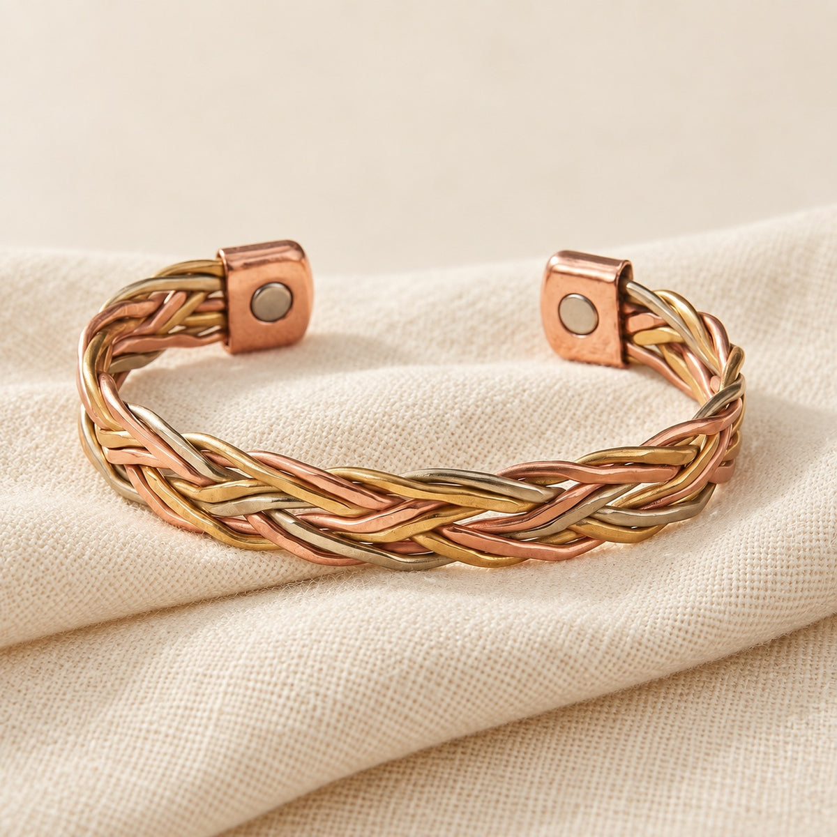Copper&Ease — Mire Three-Tone Openwork Cuff — surface detail