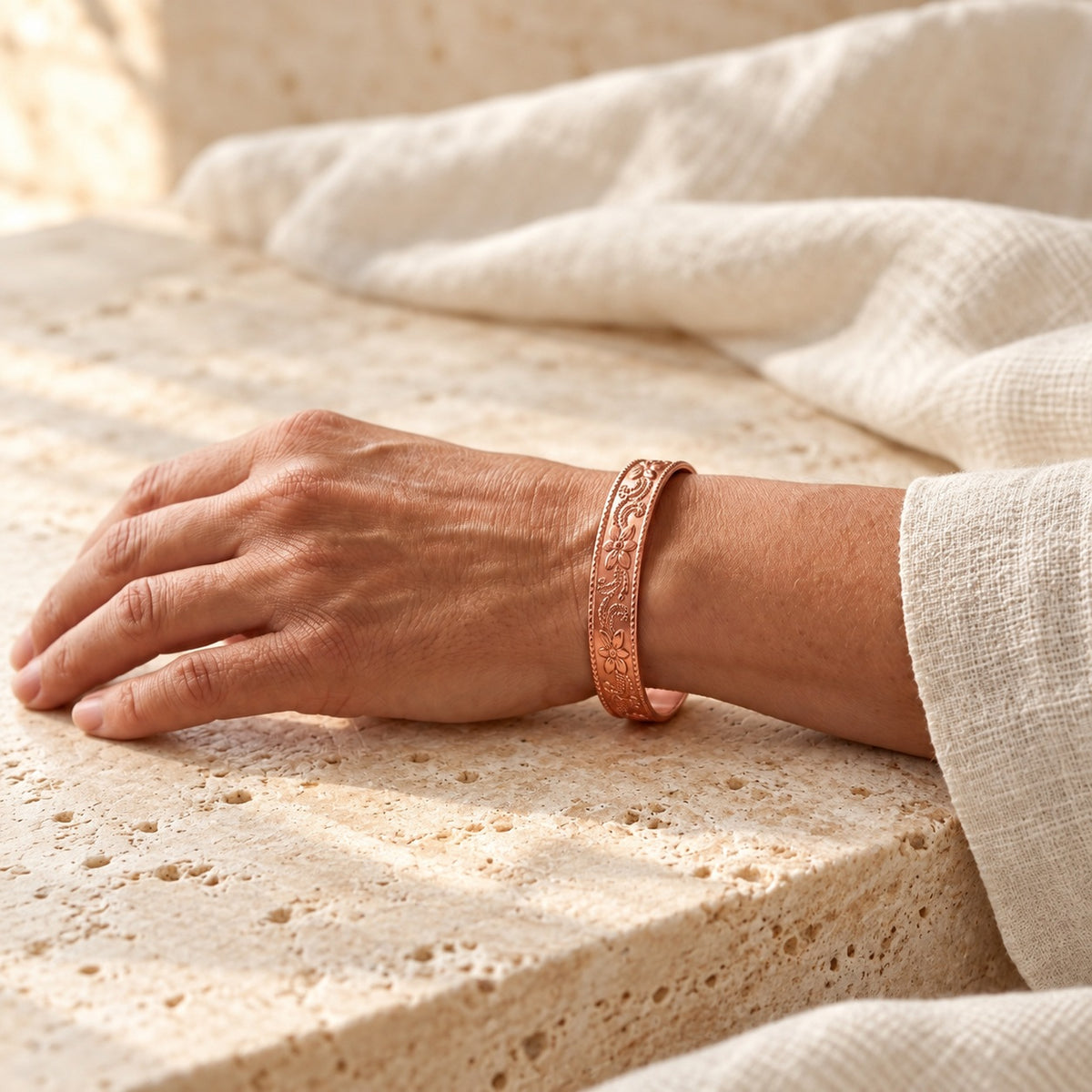 Copper&Ease — Moor Overlap Copper Cuff — worn on the wrist