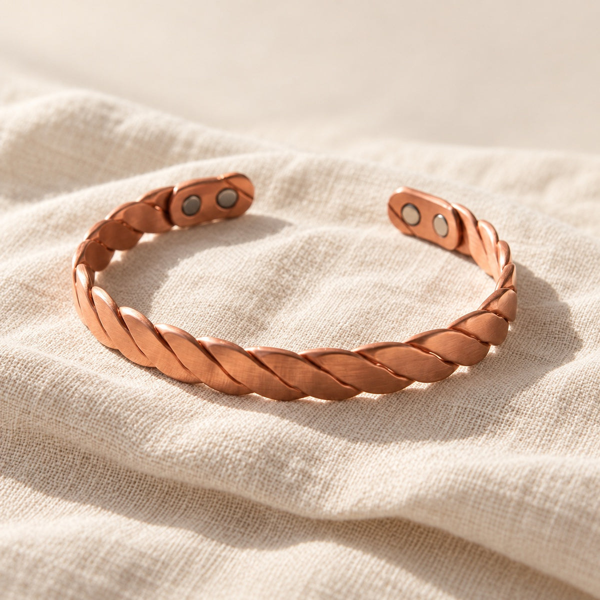 Copper&Ease — Reed Twist Copper Cuff — surface detail